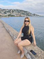 614733210: Chica busca chico en Gerona