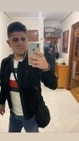 631341789: Chico busca chica en Lugo