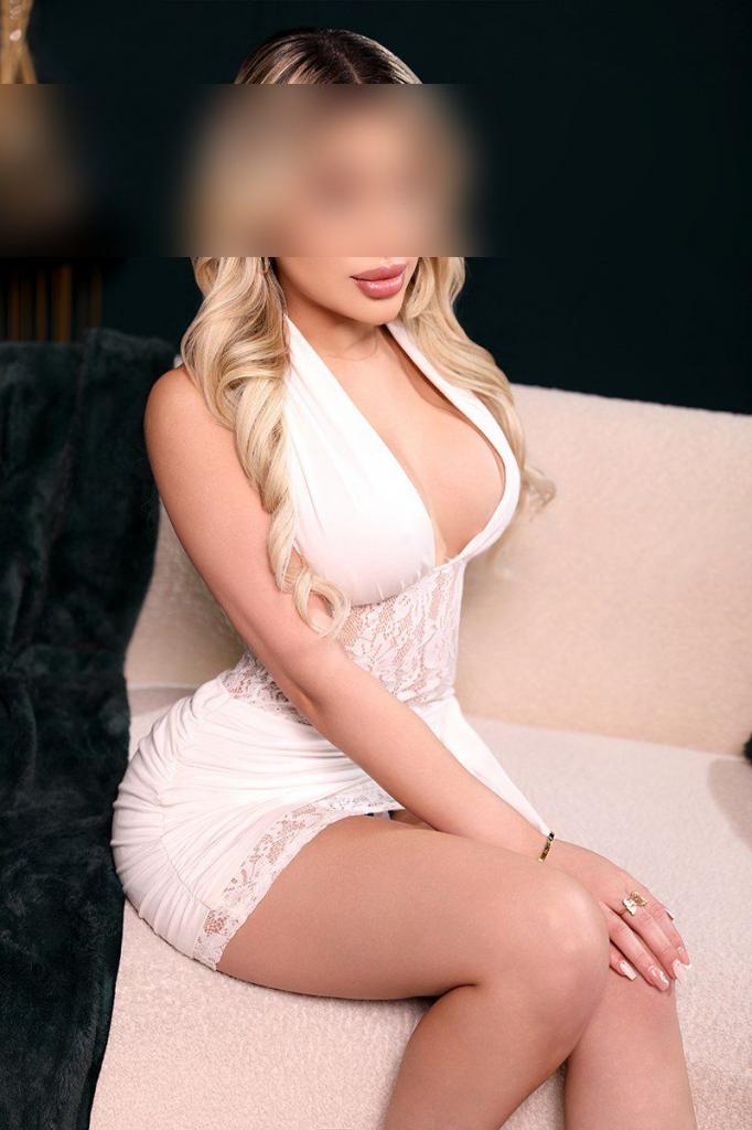 678710115: Chica busca chico en Málaga