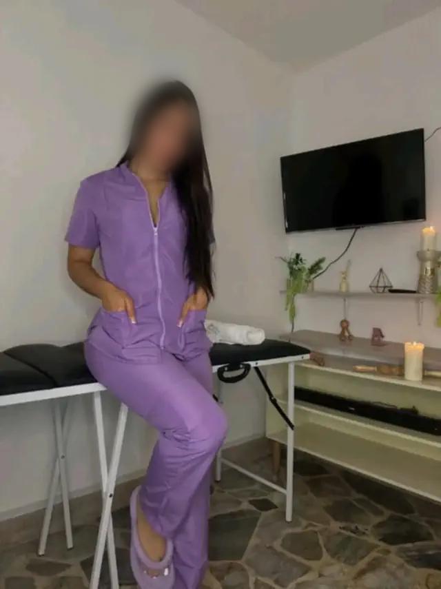 603837519: Chica busca chico en Sevilla