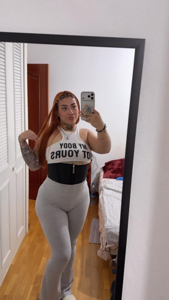 678819842: Chica busca chico en Málaga