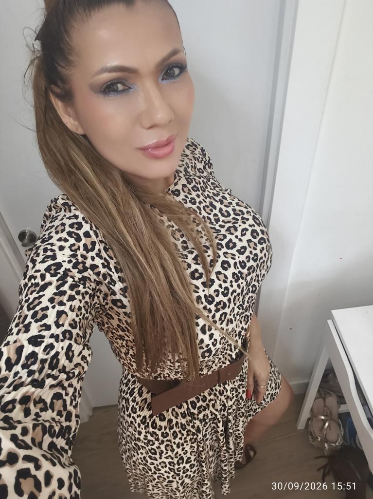 666104171: Chica busca chico en Madrid