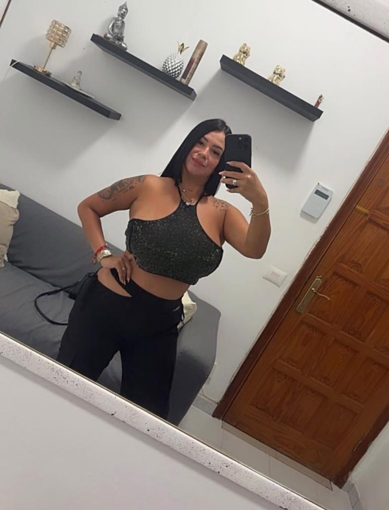 Chica busca chico en Tenerife: 