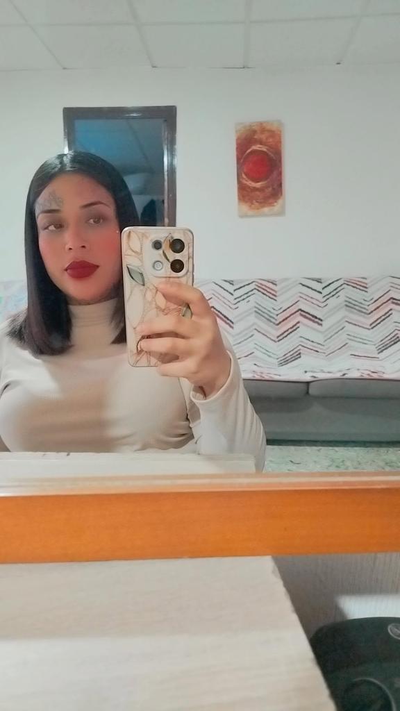 Chica busca chico en Alicante: 