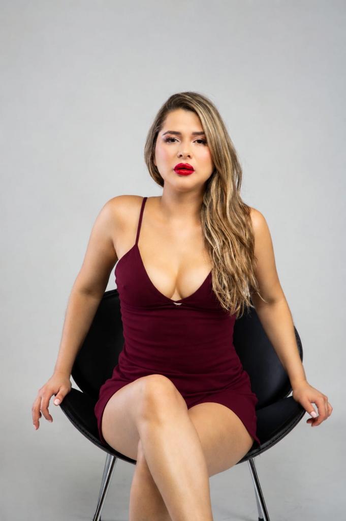 674583773: Chica busca chico en Madrid