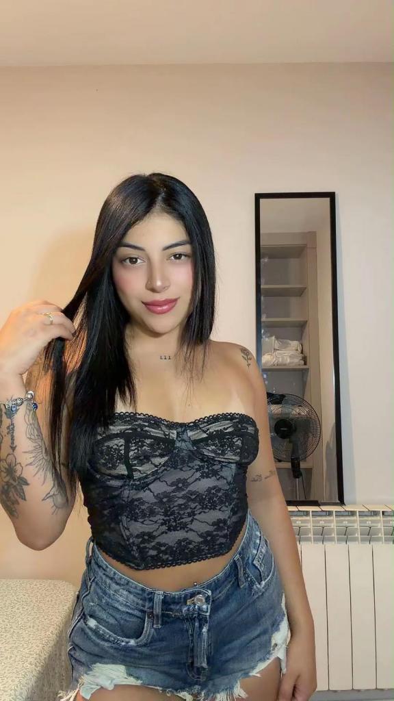 Chica busca chico en Menorca: 