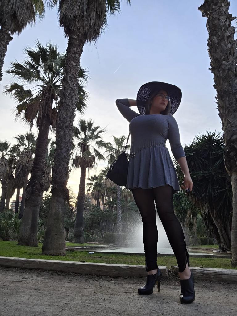611305343: Chica busca chico en Valencia