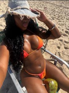 670785815: Chica busca chico en Alicante