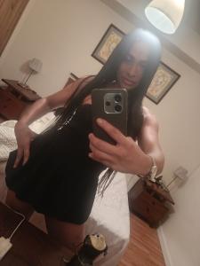 672807067: Transexual en Navarra