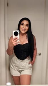 610064569: Chica busca chico en La Coruña