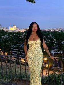 613724643: Chica busca chico en Barcelona