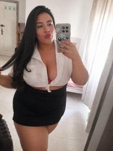 647435297: Chica busca chico en Almería