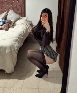 664453661: Chica busca chico en Cádiz
