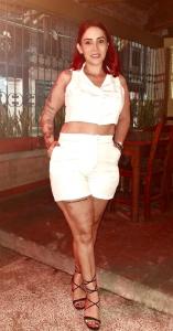 610857565: Chica busca chico en Sevilla