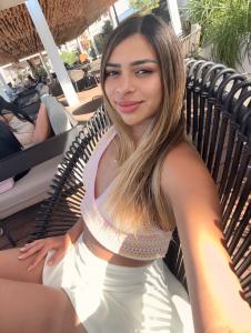 624856411: Chica busca chico en Ibiza