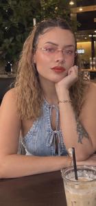 612286690: Chica busca chico en Barcelona