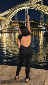643890957: Chica busca chico en Pontevedra