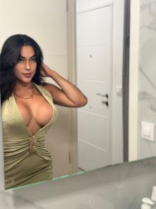 643556105: Travesti en Madrid