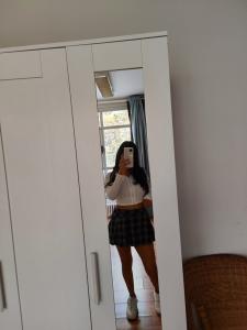 614852592: Chica busca chico en Madrid