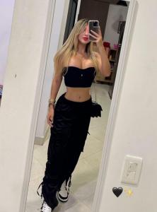 662944560: Chica busca chico en Madrid