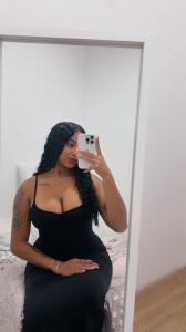 617492072: Chica busca chico en Barcelona