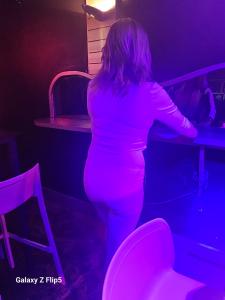 651837403: Chica busca chico en Asturias