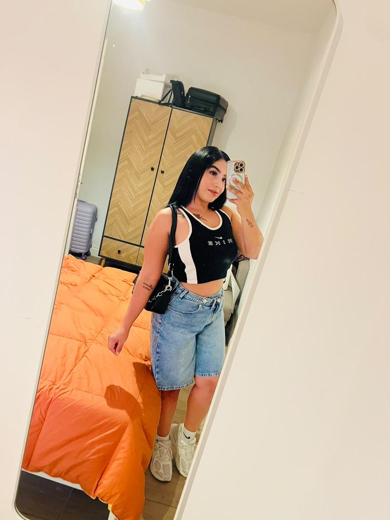 661772097: Chica busca chico en Málaga