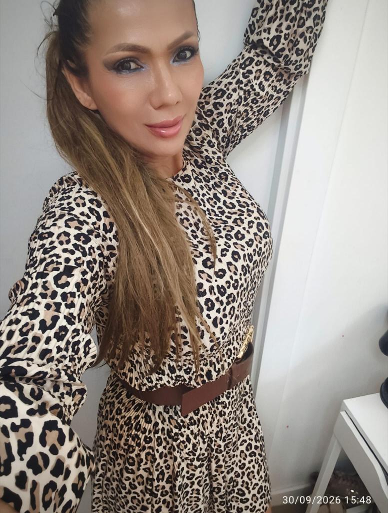 666104171: Chica busca chico en Madrid