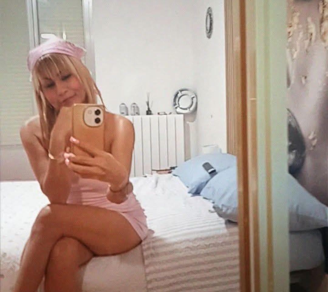 674138113: Chica busca chico en Cádiz