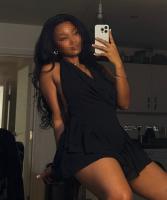 637578877: Chica busca chico en Gerona