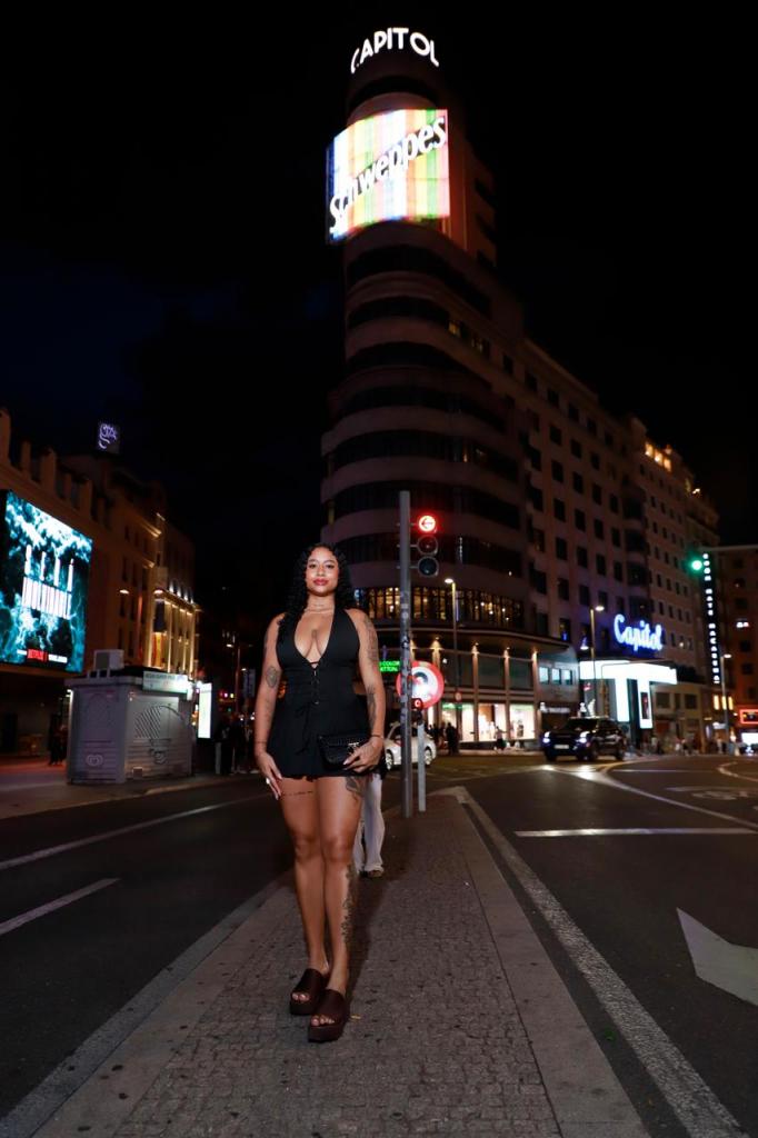 600846174: Chica busca chico en Barcelona
