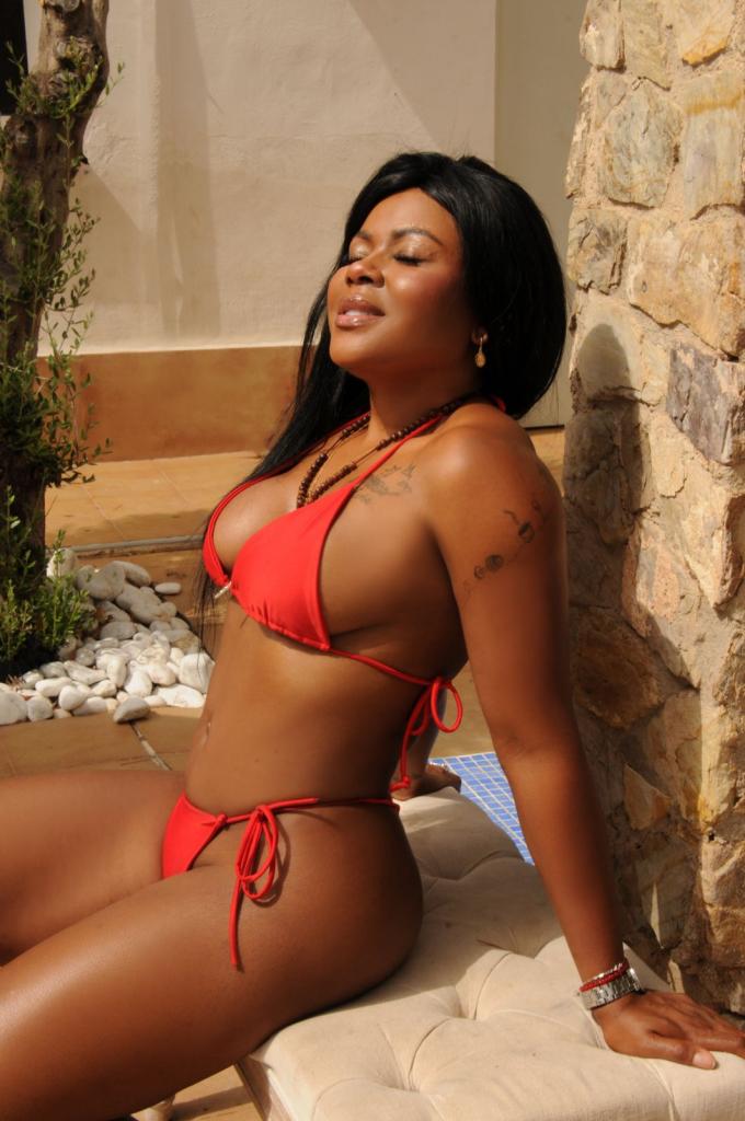Chica busca chico en Murcia: Chica busca chico