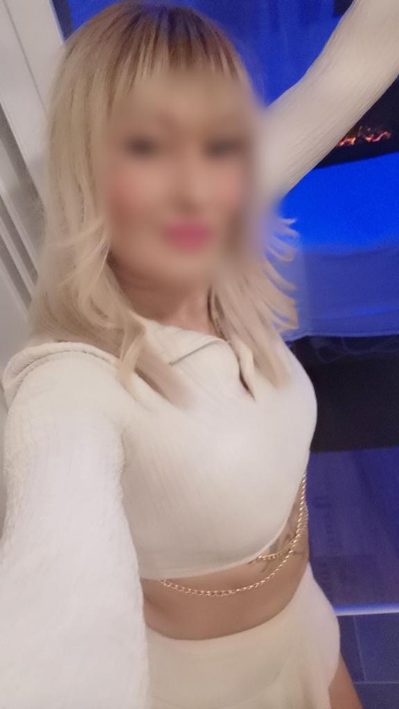 664202209: Chica busca chico en Las Palmas