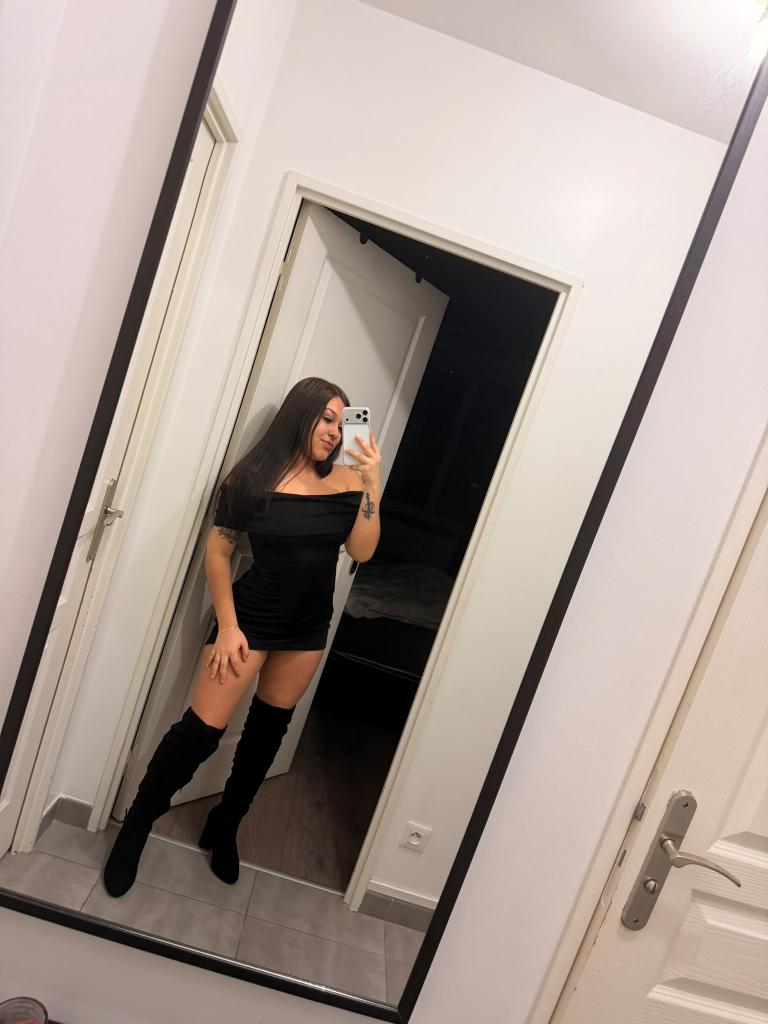 611224789: Chica busca chico en Alicante