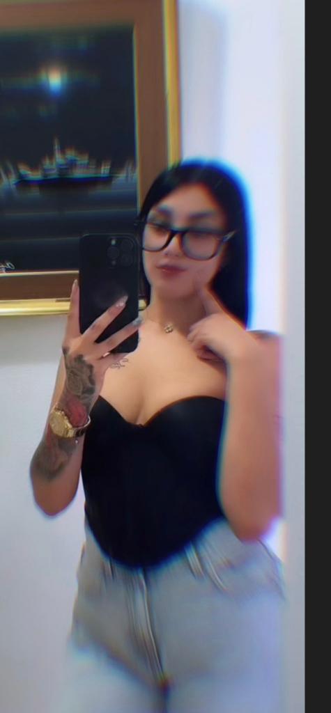 Chica busca chico en Málaga: Chica busca chico