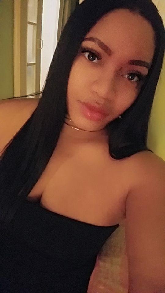 Chica busca chico en Tenerife: 