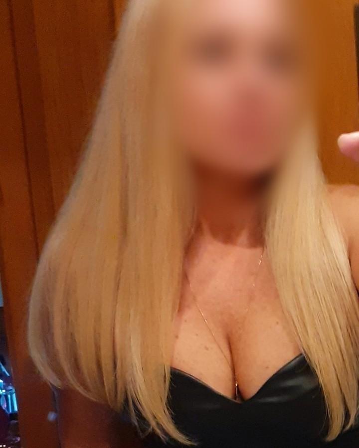 Chica busca chico en Lugo: 