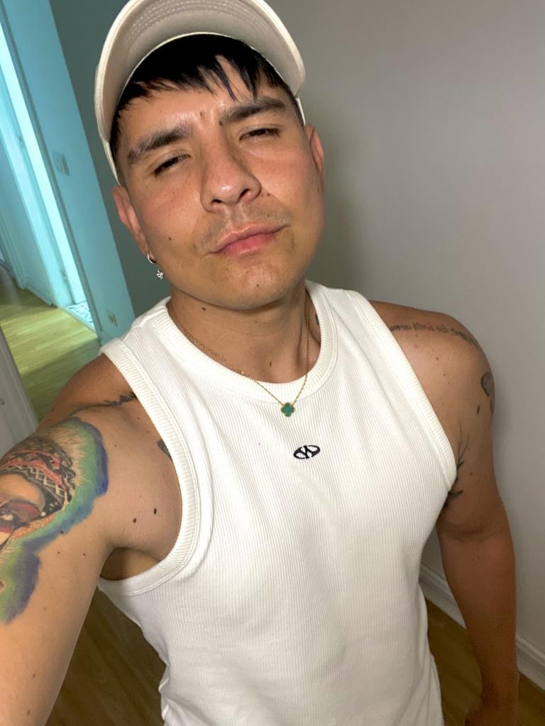 651073287: Chico busca chica en Barcelona
