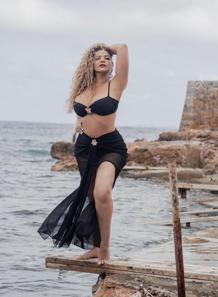 604234749: Chica busca chico en Valencia