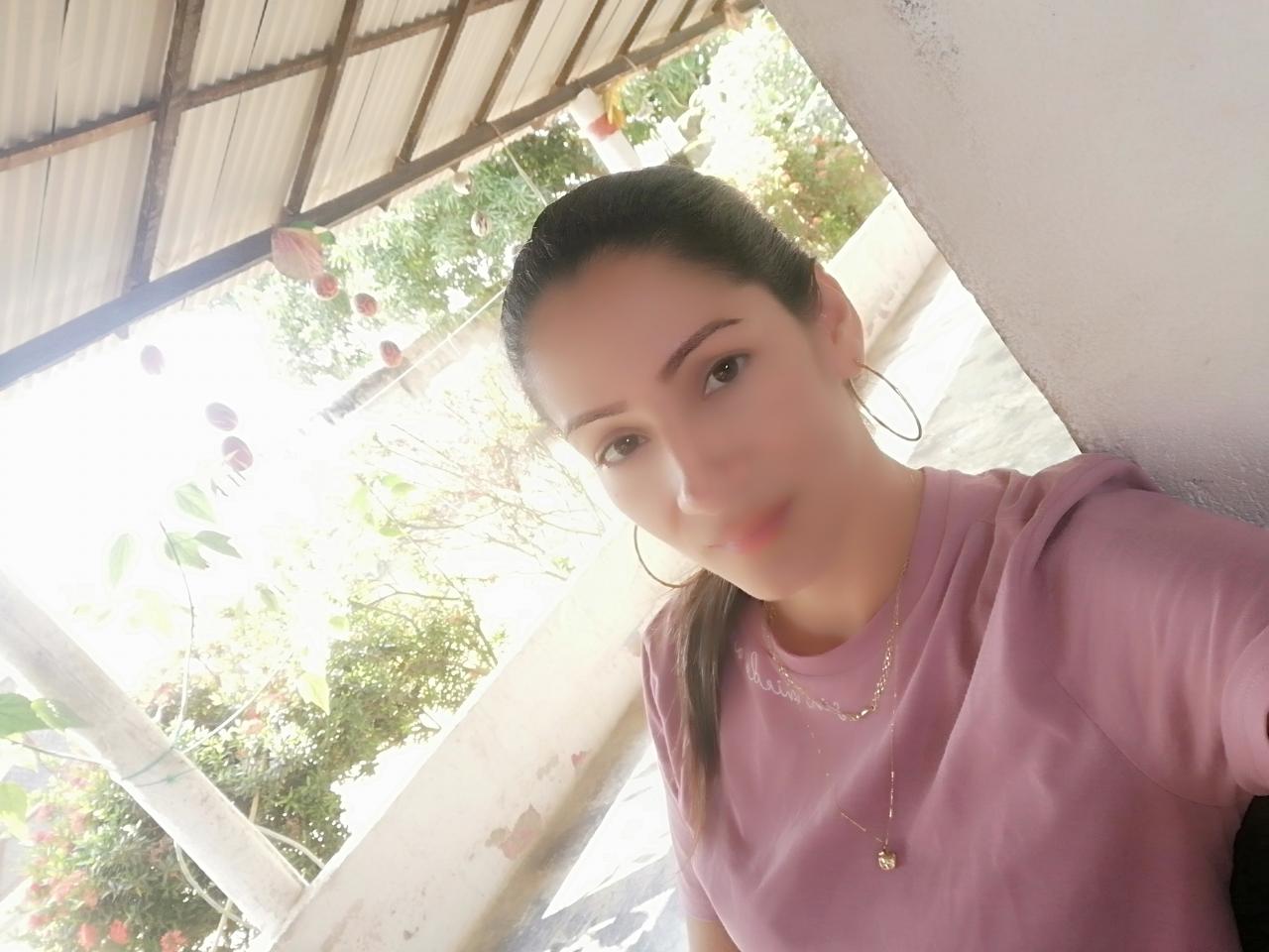 643326954: Chica busca chico en Cáceres