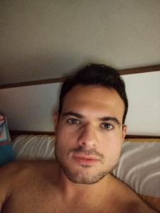 687236941: Chico busca chica en Madrid