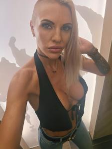 645085741: Chica busca chico en Alicante
