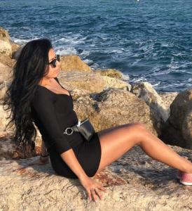 687828953: Chica busca chico en Madrid