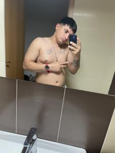 643353501: Chico busca chica en Murcia