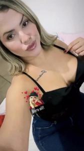 604366892: Chica busca chico en La Coruña