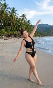 617774881: Chica busca chico en Lérida