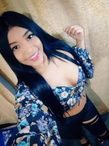 664249357: Chica busca chico en Madrid