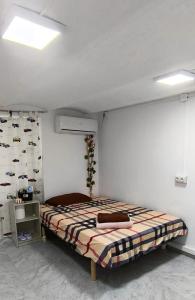 666615897: Chica busca chico en Barcelona