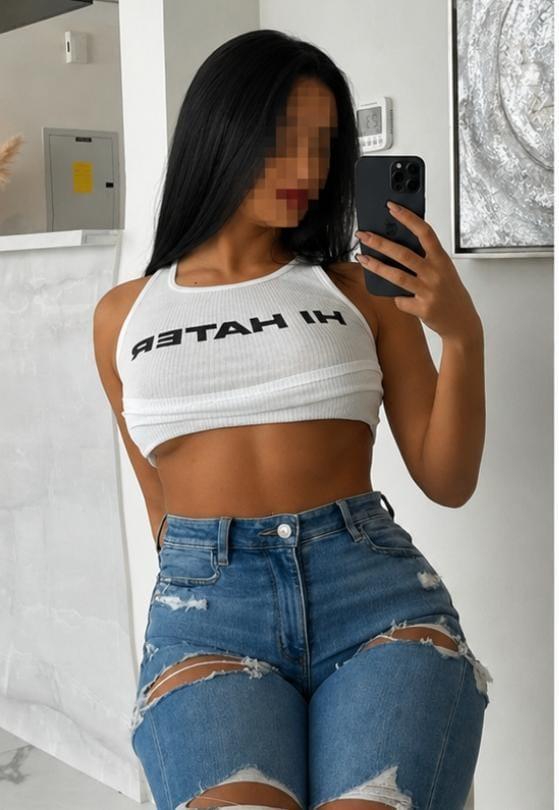 Chica busca chico en Granada: 