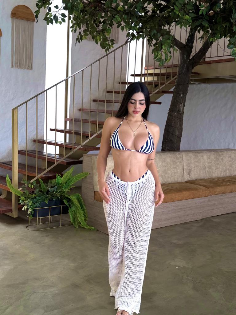607346571: Chica busca chico en Málaga